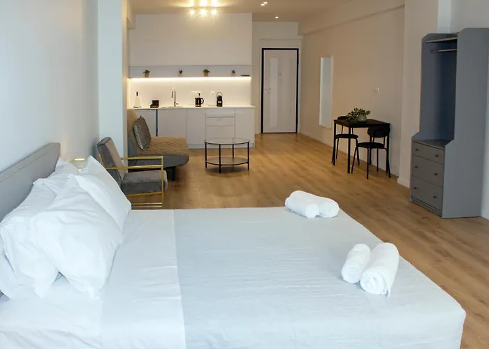 Frinely Apartments